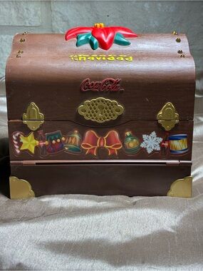 Antique Coca Cola Holiday Treasure Chest Music Box-